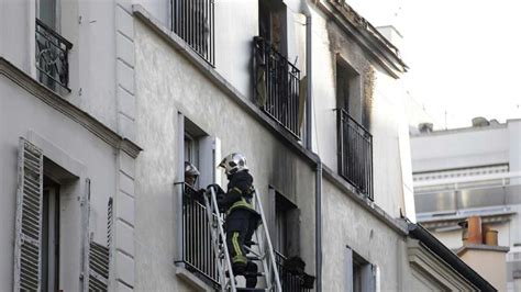 Ocho Muertos En Un Incendio En Un Edificio De Viviendas De París