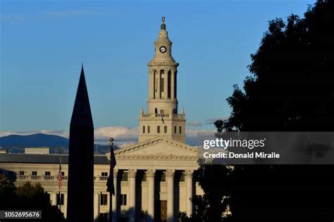 Denver Civic Center Park Photos and Premium High Res Pictures - Getty ...