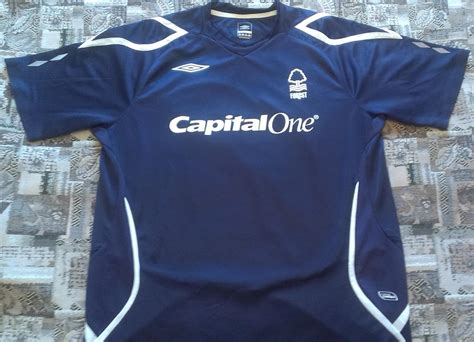 Nottingham Forest Training Leisure Football Shirt