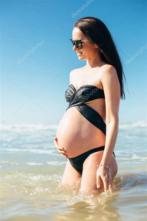 Pregnant Woman In Bikini In The Sea Stock Photo Ivanriver 117056364