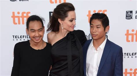 Angelina Jolie Drops Son Maddox Off at College | Photos