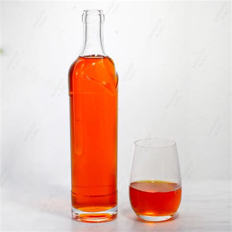 Fancy Empty Spirits Custom Design 700ml Glass Bottle Navigator Glass