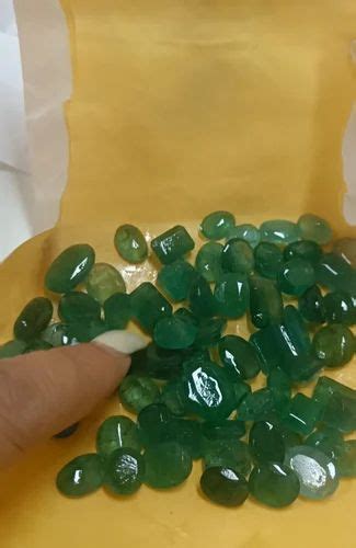 Green Mix Natural Zambian Emerald Panna Size 4 To 7 At Rs 800 Carat