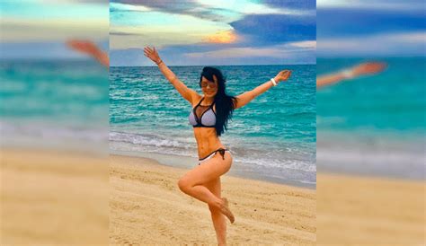 Instagram Maribel Guardia sorprendió a fans con sexy bikini a los