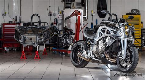 Ariel Ace Superbike Naked Dengan Mesin V Honda Autonetmagz