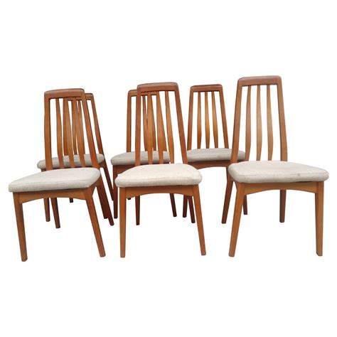 Set Of Five Benny Linden Teak Dining Chairs At Stdibs Benny Linden