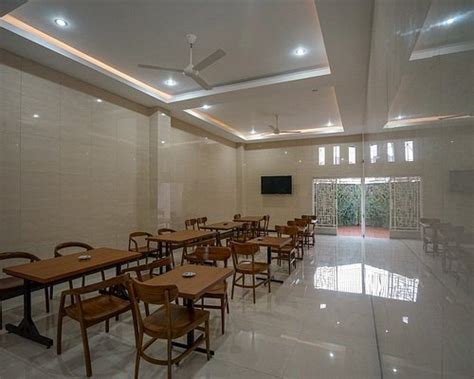 express inn updated  prices hotel reviews palembang indonesia