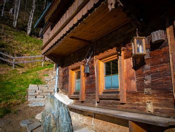 Hütten für Gruppen Urlaub mieten Almhütten und Chalets in den Alpen