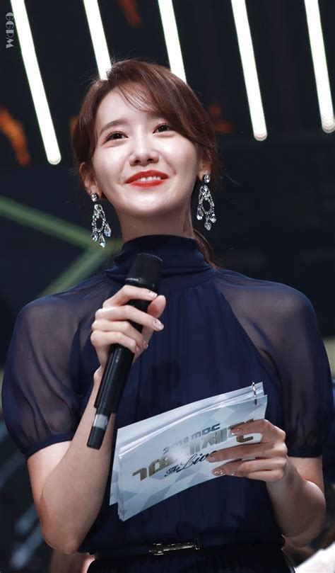 Detail Penampilan Cantik Yoona Snsd Jadi Mc Di Mbc Gayo Daejejeon 2018