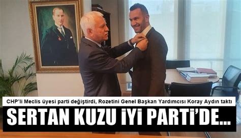 CHPli Meclis üyesi parti değiştirdi Rozetini Genel Başkan Yardımcısı