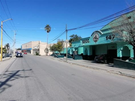 Tenso ambiente entre obreros Policía Estatal resguarda Sección 147