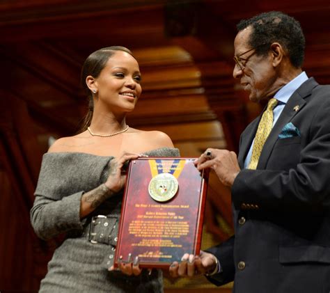 Rihanna Receives Harvard Humanitarian Of The Year Award 2 28 2017 • Celebmafia