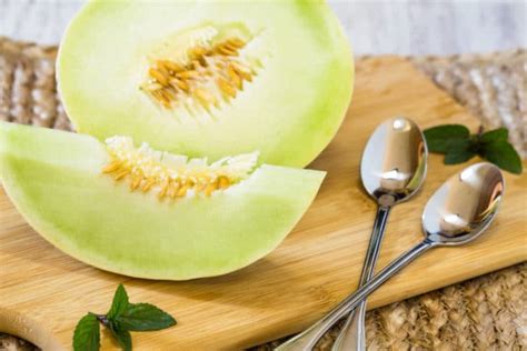 Honeydew Melon Ripe Stage » Top Tips of Ripeness