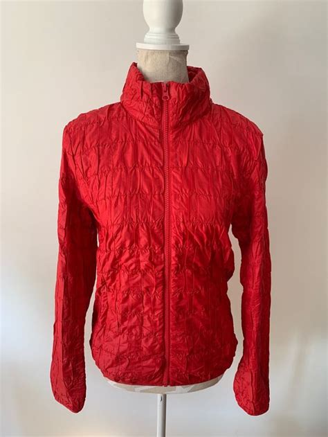 D Nne Steppjacke Von Benetton Gr S Rot Bergangsjacke Kaufen Auf