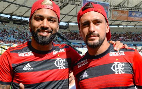 Flamengo Tem Tr S Dos Seis Jogadores Mais Bem Pagos Do Futebol