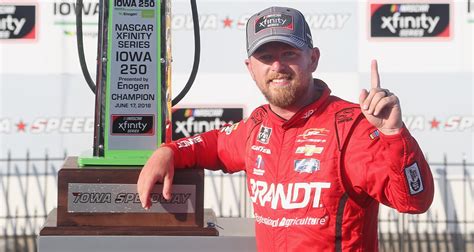 Justin Allgaier Wins at Iowa Speedway | MRN