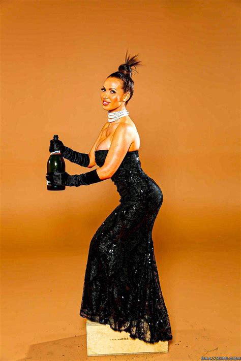 Nikki Benz Break The Internet 1 92 Porn Pic