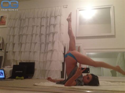 Mikaela Hoover Nude Pictures Onlyfans Leaks Playboy Photos Sex Scene Uncensored