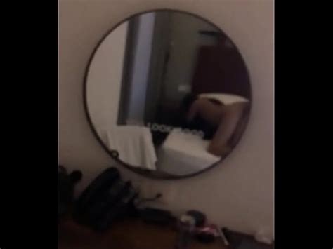 Bạn gái yêu xinh ẹp XVIDEOS