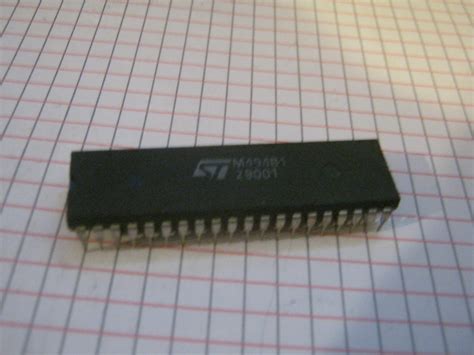 M B Ic Ci Dip Circuito Integrato Integrated Circuit