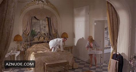 JULIET MILLS Nude AZNude