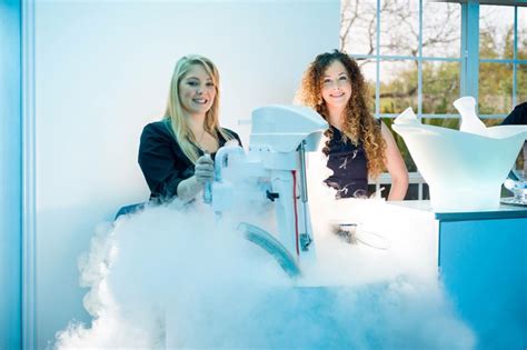 Book Nitrogen Ice Cream Machine | Scarlett Entertainment