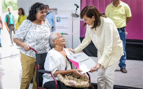 Entrega Gobierno De Guadalupe 1 200 Testamentos Mty ID Magazine