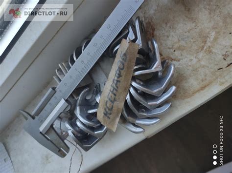 Уголок литой. с отверстиями крепления Ф-6мм.алюминий. р-р 28х28х3мм ...