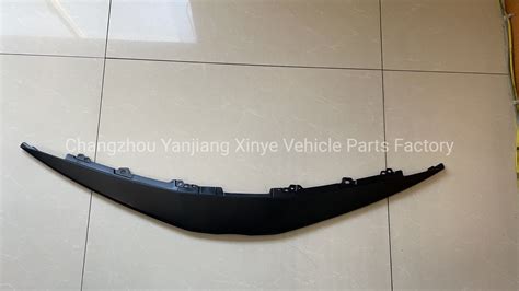 Tyj Factory New Items Grille Cover Car Spare Parts Front Bumper Grille