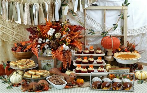 Thanksgiving Decorations 2021:10 Chic and Easy Thanksgiving Decor Ideas - Decorilla Online ...