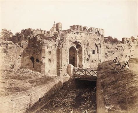 Delhi Northwestern Face Of The Kashmir Gate Of Shahjahanabad By Felice