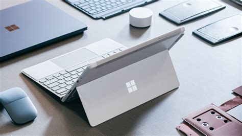 Microsoft Anuncia La Disponibilidad De Surface Go Con LTE Advanced En