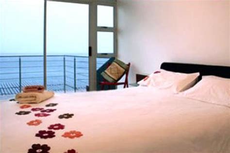 Dolphin's Rest Guesthouse - Bluff, Durban Accommodation.