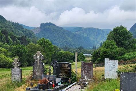 Exploring Ireland's Ancient Glendalough Monastery - Day Trip Tips