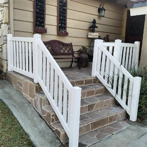 40 Gorgeous Front Porch Railing For A Beautiful Entrance