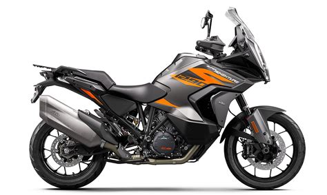 KTM UNVEILS ITS 2022 RANGE OF ADVENTURE MOTORCYCLES - Upshift Online Inc.