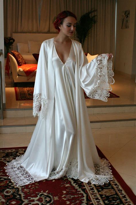 Vintage Robes Lace Feather Fur Trim Robes Peignoir Set