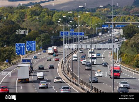 M25 junction hi-res stock photography and images - Alamy