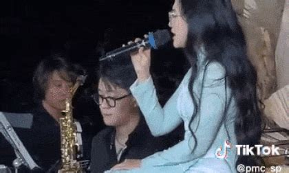 H T Ca Kh C Hot Tiktok Ph Ng M Chi Th Hi N Ra Sao