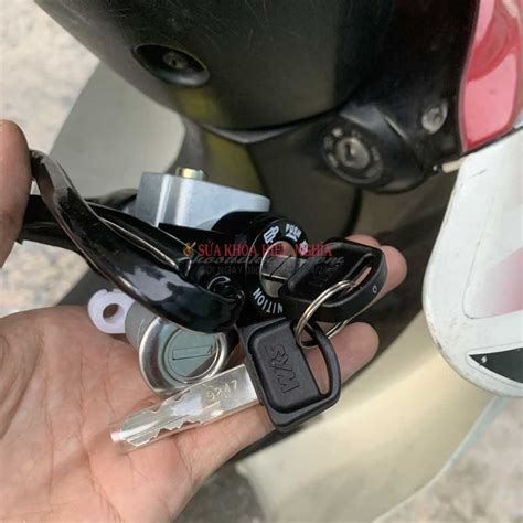 Thủ thuật thay ổ khóa smartkey cho sh mode giá bao nhiêu đơn giản và