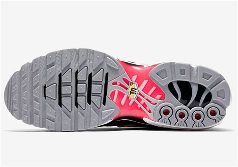 Nike Air Max Plus Hot Lava Release Date SBD