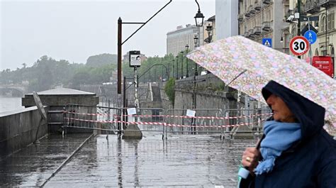 Desplazados Por Las Inundaciones En El Norte De Italia Superan Los 36 Mil