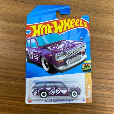 Yahoo オークション ホットウィール Hot Wheels ダットサンブルーバ
