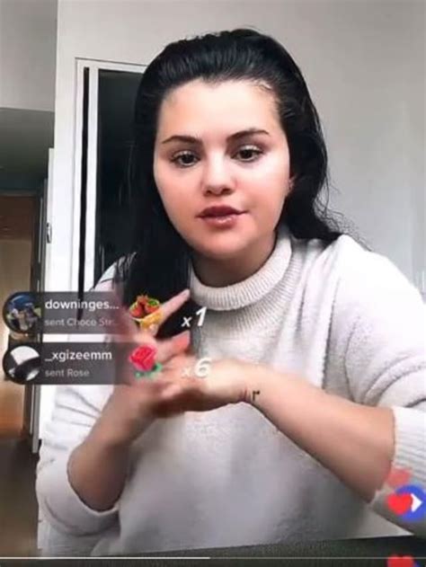 Selena Gomez Addresses Recent Weight Gain On Tiktok Live The Wiki