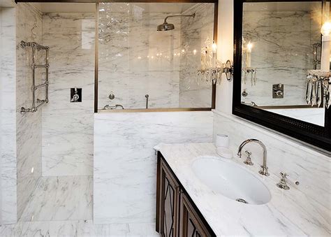 Bagno In Marmo Una Scelta Di Fascino Ed Eleganza Senza Tempo