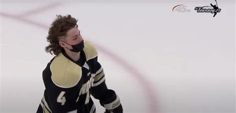 The 2021 Minnesota High School Hockey All-Hair Team Is Full Of Lucious