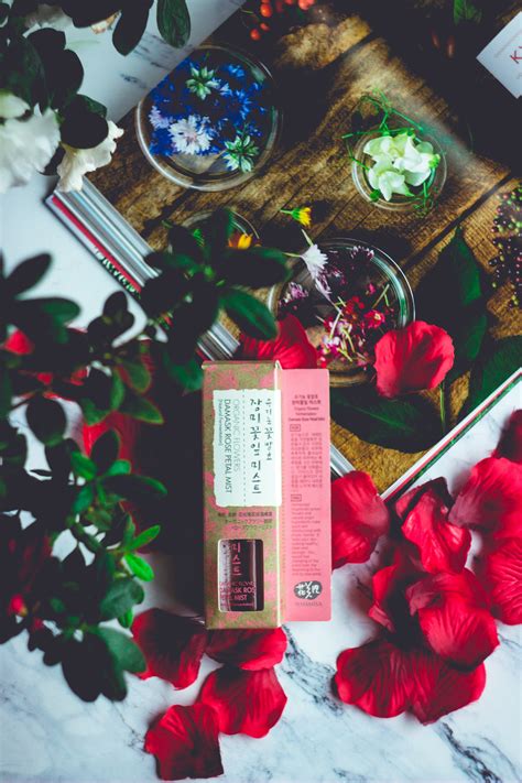 Whamisa Organic Flowers Damask Rose Petal Mist Review | KHERBLOG | All ...
