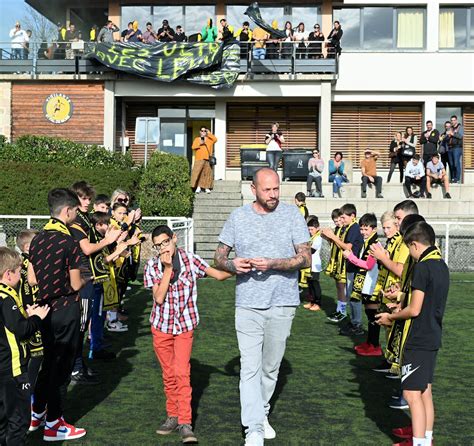 Saint Pal de Mons La Vigilante foot a mis à lhonneur le jeune Lenny