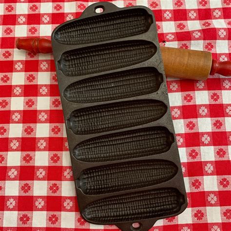 Vintage Cast Iron Corn Stick Pan Cornbread Cornsticks Unmarked