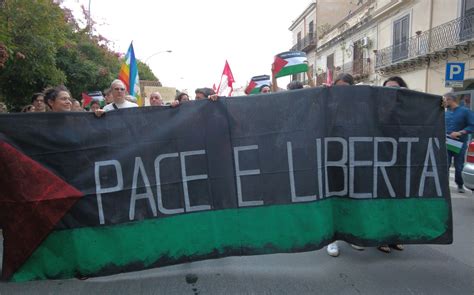 Guerra Israele Palestina Manifestazione A Palermo Video